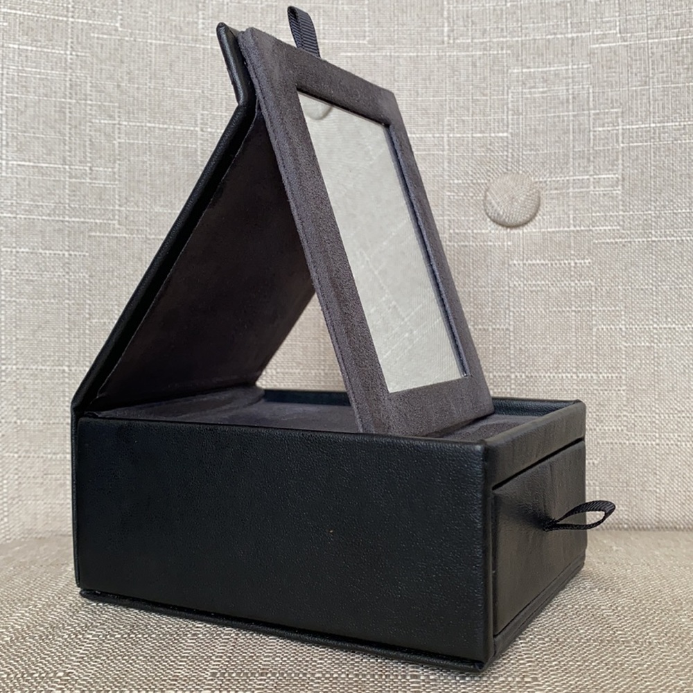 Authentic David Yurman Jewelry Box